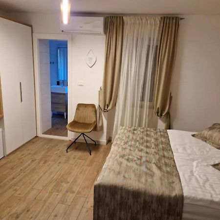 Guesthouse Bepa 斯普利特 外观 照片